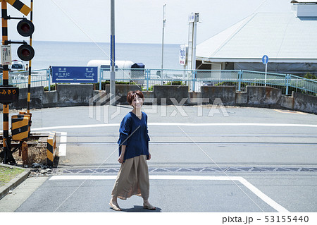 女性 旅行 海 湘南 ショートトリップ 散策 散歩 一人旅 女性 旅行 海 湘南 ショートトリップ 散策 散歩 一人旅 53155440