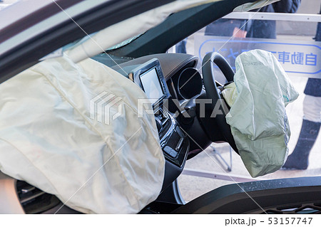 事故車見本 エアバッグの写真素材