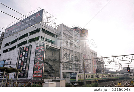 日本の東京都市景観 町田駅前の家電量販店などを望む 日本の東京都市景観 町田駅前の家電量販店などを望む 53160048