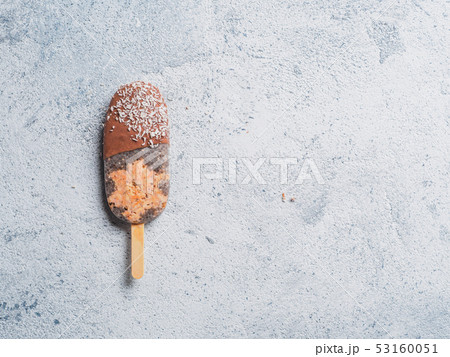 Chia popsicle with raw carrot cake and chocolate Chia popsicle with raw carrot cake and chocolate 53160051
