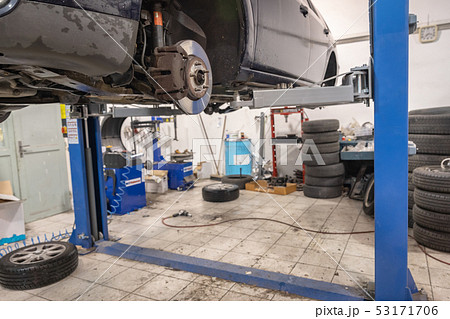 Repair and check car in repair shop. Repair and check car in repair shop. 53171706