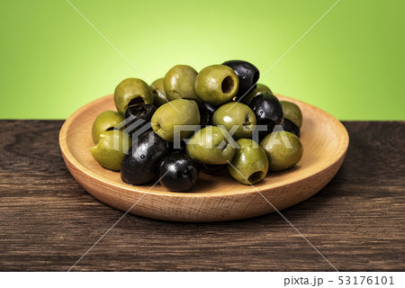 オリーブの実 53176101