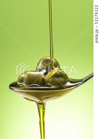 オリーブオイルのイメージ 53176122