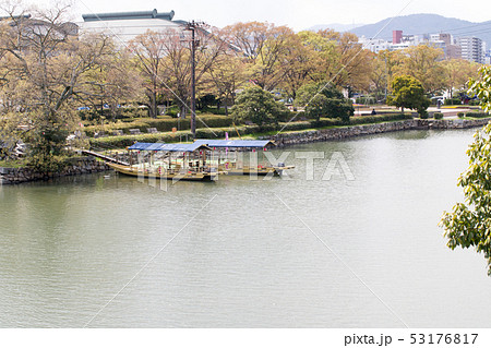 広島城の堀の景色 53176817