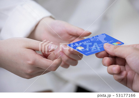 コックコートの店員 53177166