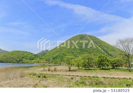 榛名山 榛名富士 榛名湖 榛名山 榛名富士 榛名湖 53180525