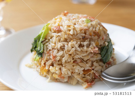 カニカマ・レタス炒飯 カニカマ・レタス炒飯 53181513