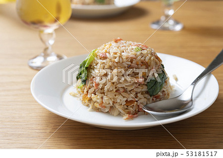 カニカマ・レタス炒飯 53181517