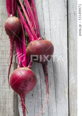 Raw beet 53189971
