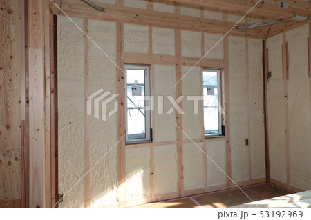 新築戸建て住宅の断熱 53192969