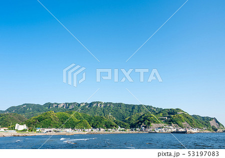 鋸山の遠景 (千葉県安房郡鋸南町) 2019年5月撮影 鋸山の遠景 (千葉県安房郡鋸南町) 2019年5月撮影 53197083