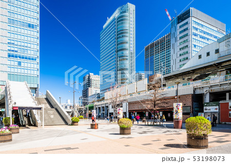 東京　秋葉原駅　電気街口　北側の広場 53198073