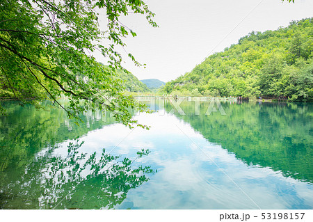 プリトヴィッツェ湖　Plitvice Lakes National Park 53198157