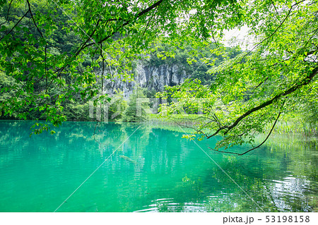 プリトヴィッツェ湖　Plitvice Lakes National Park 53198158