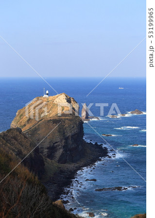 北海道 積丹 積丹半島 神威岬と神威岬灯台 北海道 積丹 積丹半島 神威岬と神威岬灯台 53199965