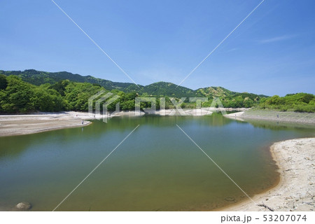 牛頸ダムの大野貯水池(福岡県大野城市) 牛頸ダムの大野貯水池(福岡県大野城市) 53207074