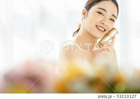 女性 ビューティー 女性 ビューティー 53213127
