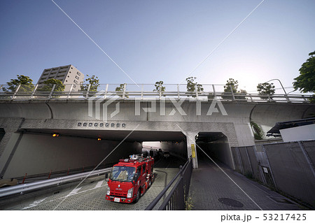 日本の東京都市景観 八ツ山アンダーパスなどを望む 日本の東京都市景観 八ツ山アンダーパスなどを望む 53217425