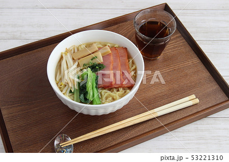 ラーメン 53221310