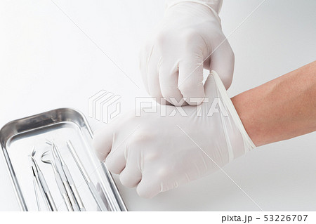 歯科医師 53226707