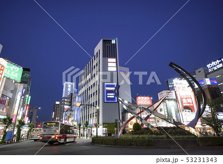 日本の東京都市景観 蒲田駅前などを望む(夜景) 日本の東京都市景観 蒲田駅前などを望む(夜景) 53231343
