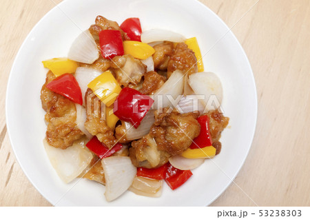 鶏肉とパプリカの甘酢炒め 鶏肉とパプリカの甘酢炒め 53238303