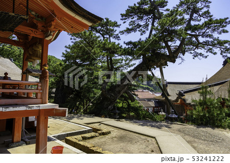 島根県出雲　日御碕神社　神の宮から日沈の宮を望む 53241222