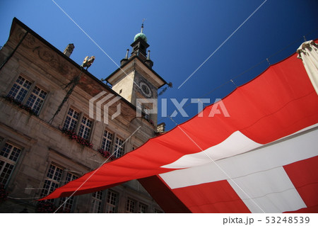 スイス国旗のカフェ 53248539