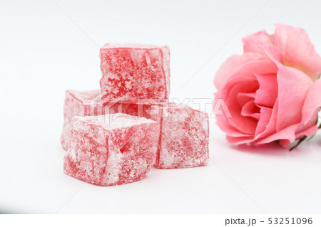Turkish delight with rose 53251096