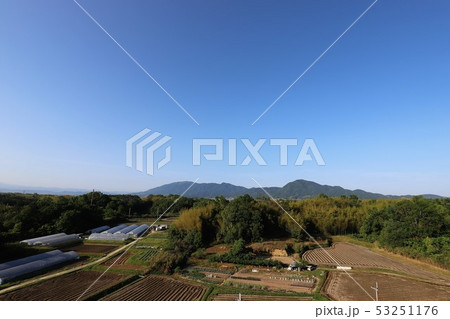 珍風景　ハート形の水田 53251176