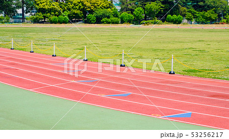 陸上競技場 53256217
