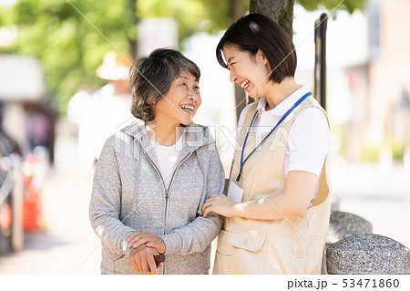 ヘルパー 53471860