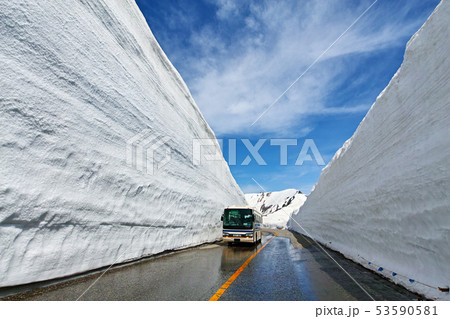 【富山県】雪の大谷ウォーク 53590581