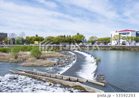 広瀬川　仙台市　郡山堰　水　流れ 53592203