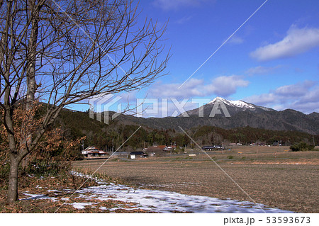 早春の十種ヶ峰 早春の十種ヶ峰 53593673