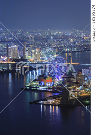 大阪 都市風景 海遊館 夜景の写真素材