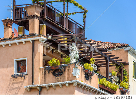 Old house with beautiful terrace, Venice, Italy Old house with beautiful terrace, Venice, Italy 53597103