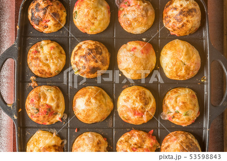 たこ焼き　octopus dough balls Takoyaki japanese food 53598843