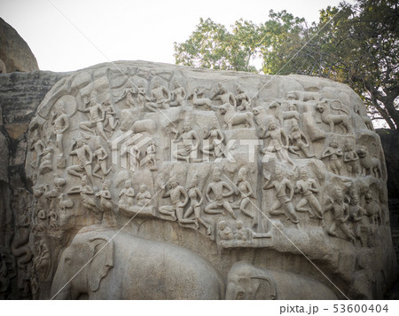 アルジュナの苦行（ガンガーの降下）　マハーバリプラム 53600404