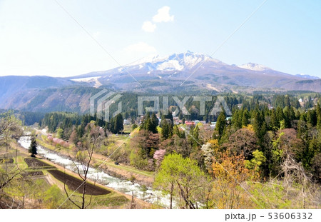 妙高杉野沢の春景色 妙高杉野沢の春景色 53606332