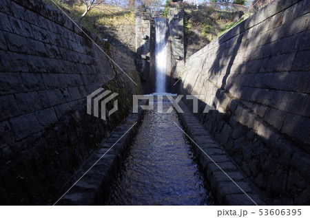 安積疏水の飛瀑 53606395