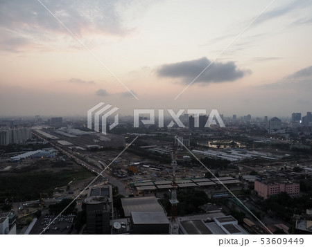タイ・バンコク 光化学スモッグ 遠景 / smoggy sky in Bangkok 53609449