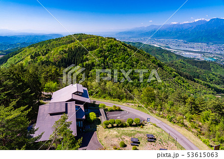（長野県）鷹狩山展望台から見下ろした、安曇野 53615063
