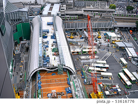 日本の東京都市景観 渋谷駅再開発・東京メトロ銀座線渋谷駅移設工事などを望む 日本の東京都市景観 渋谷駅再開発・東京メトロ銀座線渋谷駅移設工事などを望む 53616776