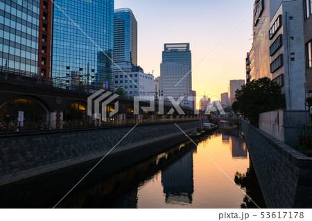 東京 秋葉原 神田川 夕景 東京 秋葉原 神田川 夕景 53617178