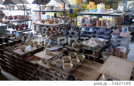 陶器工場 53627199