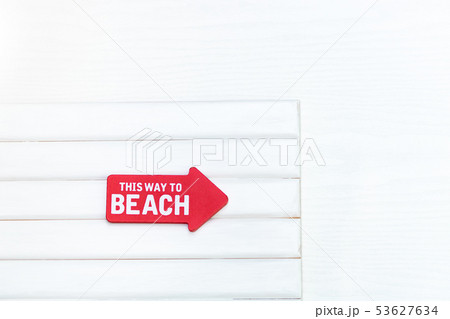 THIS WAY TO BEACH THIS WAY TO BEACH 53627634
