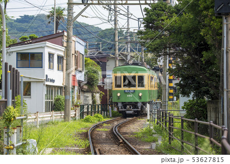 【江ノ電 稲村ヶ崎駅付近】 【江ノ電 稲村ヶ崎駅付近】 53627815