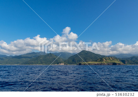 漁船からの外海府海岸 53630232