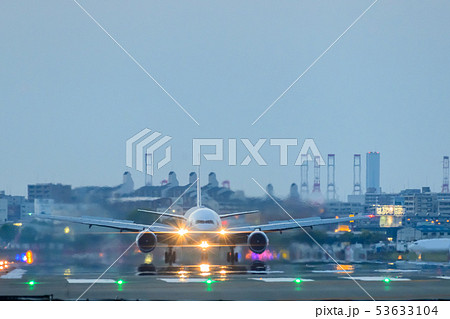 夜間飛行【福岡空港】 53633104